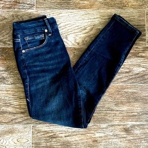 Good American Crop Jeans